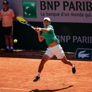 张奔斗：再入大满贯正赛，18岁商竣程大器早成